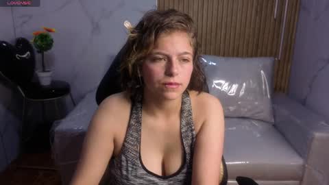 _kitten_1 online show from 04/07/26, 01:11