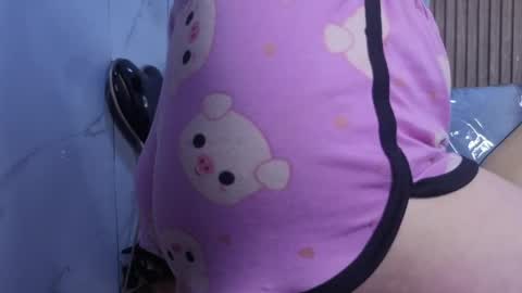 Snapshot of _kitten_1 chatting on 05/26/26, 03:30 _kitten_1 online show from 05/26/26, 03:30