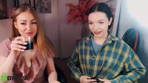 Snapshot of _kittyboo chatting on 02/06/25, 01:32 Aleksa online show from 02/06/25, 01:32