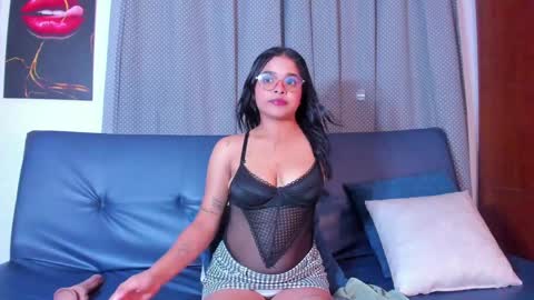  koriinn  online show from 02/03/25, 09:07