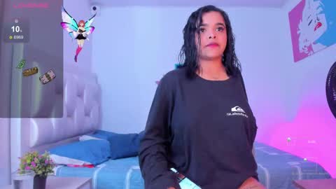  koriinn  online show from 10/10/25, 07:24