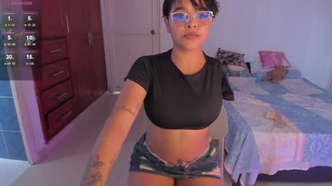  koriinn  online show from 04/16/26, 06:52