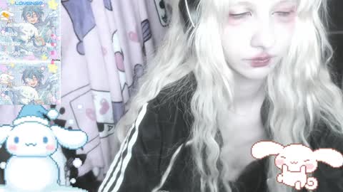 Snapshot of _kuroneeko_ chatting on 01/20/25, 07:14 kuro online show from 01/20/25, 07:14