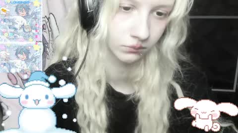 Snapshot of _kuroneeko_ chatting on 02/15/25, 06:23 kuro online show from 02/15/25, 06:23