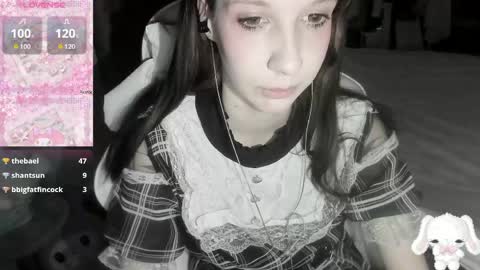  kuro  online show from 04/07/26, 08:04