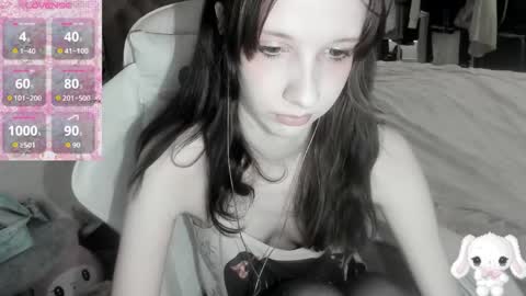  kuro  online show from 04/09/26, 08:31