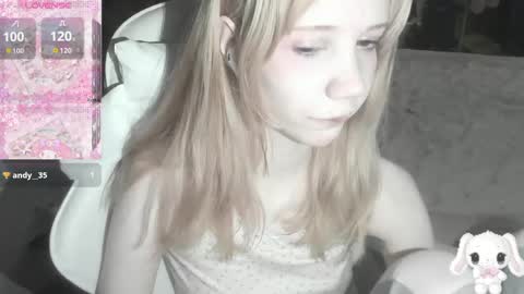 Snapshot of _kuroneeko_ chatting on 05/15/26, 07:37 kuro online show from 05/15/26, 07:37