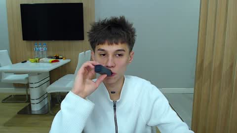 Kurt online show from 12/12/24, 04:04