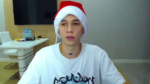 Kurt online show from 12/25/24, 09:33