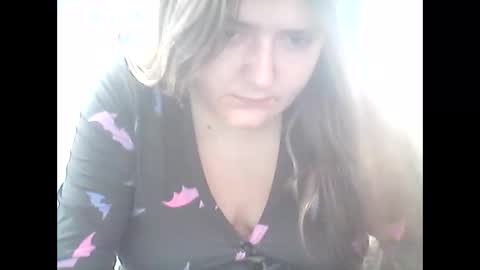 Snapshot of _kushloverbabe_ chatting on 11/23/25, 08:52 Kushloverbabe online show from 11/23/25, 08:52