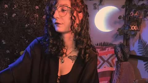 Snapshot of _lady_luna_ chatting on 03/08/25, 12:11 Lady Luna online show from 03/08/25, 12:11