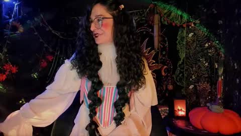 Snapshot of _lady_luna_ chatting on 11/01/25, 12:23 Lady Luna online show from 11/01/25, 12:23