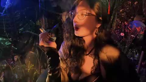 Snapshot of _lady_luna_ chatting on 06/22/26, 10:51 Lady Luna online show from 06/22/26, 10:51