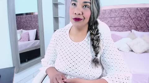 Snapshot of _lakshmi_hotx chatting on 01/30/25, 12:06 NAILHA SAJANI online show from 01/30/25, 12:06