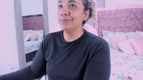 Snapshot of _lakshmi_hotx chatting on 02/13/25, 12:00 NAILHA SAJANI online show from 02/13/25, 12:00