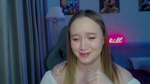 Snapshot of _lalune_ chatting on 02/17/25, 05:21 _lalune_ online show from 02/17/25, 05:21