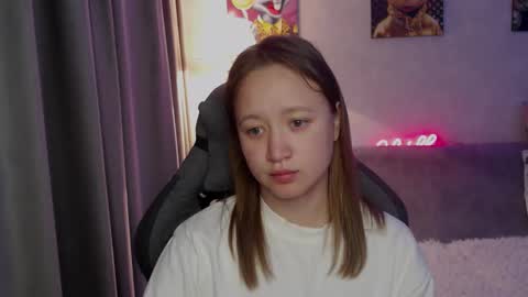 Snapshot of _lalune_ chatting on 09/16/25, 08:04 _lalune_ online show from 09/16/25, 08:04