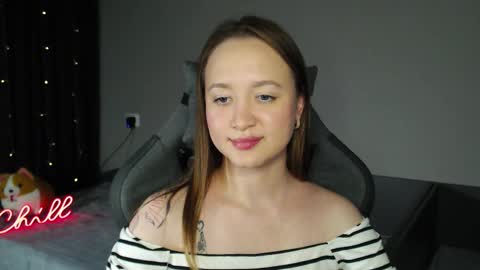 _lalune_ online show from 01/08/26, 06:32