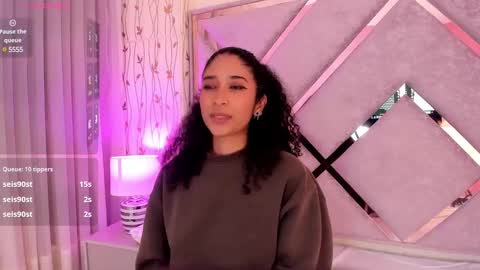 Snapshot of _lanna_jhonson_ chatting on 01/13/25, 10:03 Lanna online show from 01/13/25, 10:03