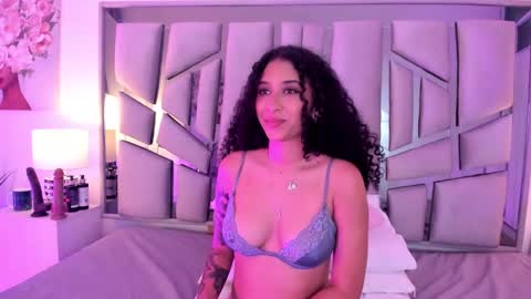 Snapshot of _lanna_jhonson_ chatting on 01/14/25, 05:34 Lanna online show from 01/14/25, 05:34