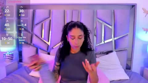 Snapshot of _lanna_jhonson_ chatting on 01/18/25, 11:43 Lanna online show from 01/18/25, 11:43