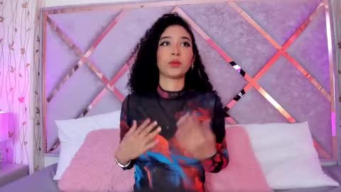 Snapshot of _lanna_jhonson_ chatting on 01/23/25, 02:17 Lanna online show from 01/23/25, 02:17