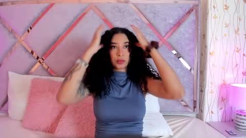 Snapshot of _lanna_jhonson_ chatting on 01/29/25, 11:30 Lanna online show from 01/29/25, 11:30