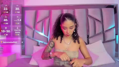 Snapshot of _lanna_jhonson_ chatting on 02/13/25, 11:50 Lanna online show from 02/13/25, 11:50