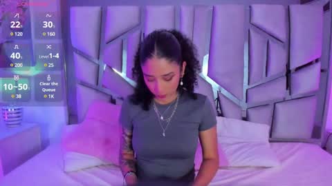 Snapshot of _lanna_jhonson_ chatting on 02/25/25, 11:41 Lanna online show from 02/25/25, 11:41