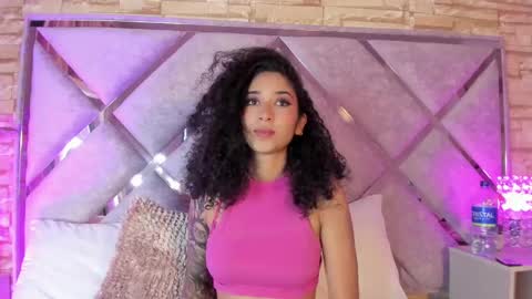 Snapshot of _lanna_jhonson_ chatting on 09/11/25, 04:01 Lanna online show from 09/11/25, 04:01