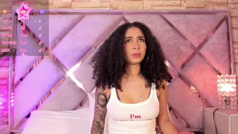 Lanna  online show from 11/27/25, 11:01