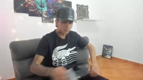 Snapshot of _latinhot_420 chatting on 04/25/26, 02:47 _latinhot_420 online show from 04/25/26, 02:47