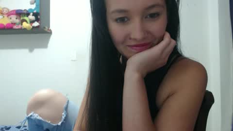 Lauren 3 online show from 09/13/25, 06:02