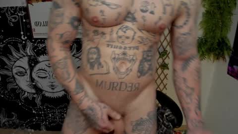 Snapshot of _layne chatting on 02/03/25, 09:41 Layne online show from 02/03/25, 09:41