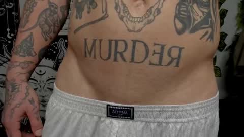 Snapshot of _layne chatting on 03/02/25, 12:09 Layne online show from 03/02/25, 12:09