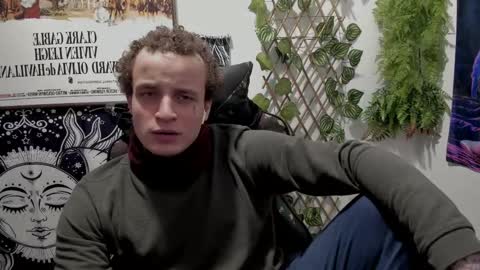 Snapshot of _layne chatting on 03/03/25, 03:53 Layne online show from 03/03/25, 03:53