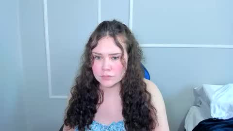 leana online show from 06/08/26, 05:02