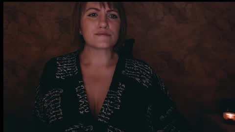 Letty online show from 11/08/25, 11:47