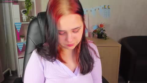 Im Alis 3 online show from 10/14/25, 01:17