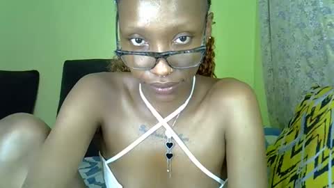 Snapshot of _lexysky23 chatting on 03/09/26, 03:05 LexySky online show from 03/09/26, 03:05