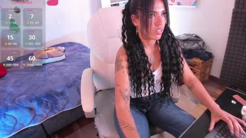 Snapshot of _lili_rose chatting on 12/30/24, 02:09 Lili online show from 12/30/24, 02:09