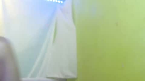 Snapshot of _lilies_gigi_ chatting on 09/26/25, 11:20 _lilies_gigi_ online show from 09/26/25, 11:20