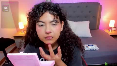 Snapshot of _lilly_miller chatting on 09/09/25, 01:54 Liily online show from 09/09/25, 01:54