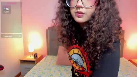 Snapshot of _lilly_miller chatting on 09/11/25, 03:12 Liily online show from 09/11/25, 03:12