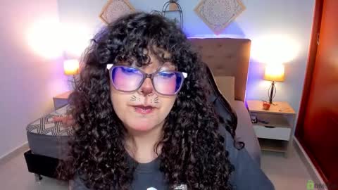 Snapshot of _lilly_miller chatting on 09/20/25, 09:05 Liily online show from 09/20/25, 09:05