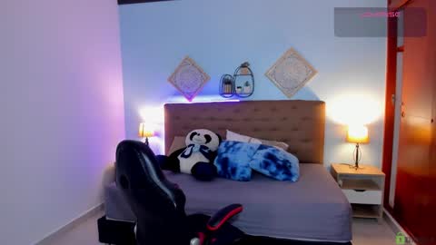 Snapshot of _lilly_miller chatting on 10/02/25, 11:12 Liily online show from 10/02/25, 11:12