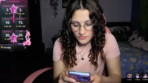 Snapshot of _lindasy_ chatting on 03/29/26, 01:49 Lindasy online show from 03/29/26, 01:49