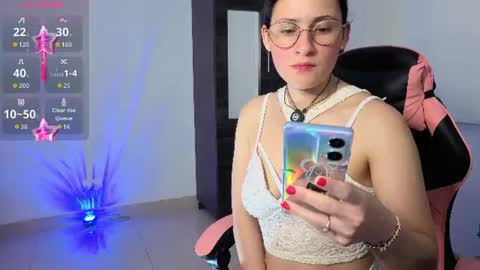 Snapshot of _lindasy_ chatting on 07/16/26, 11:49 Lindasy online show from 07/16/26, 11:49