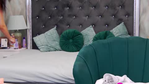 Lisa online show from 03/11/25, 10:07