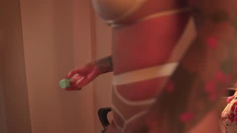 Snapshot of _lissana_scott chatting on 11/14/25, 09:02 Lissana online show from 11/14/25, 09:02